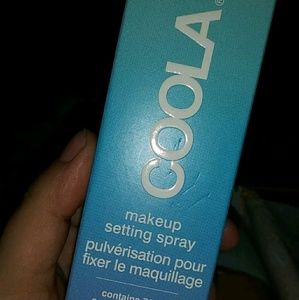 Coola setting spray with SPF 30